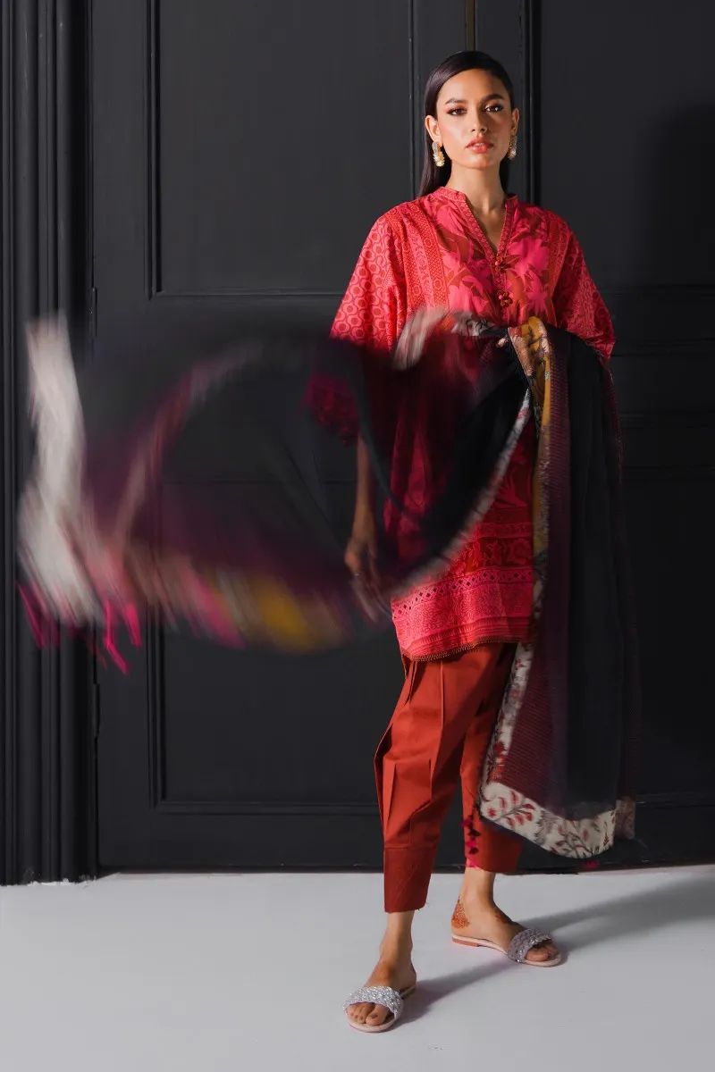 Sana Safinaz Mahay23 5A