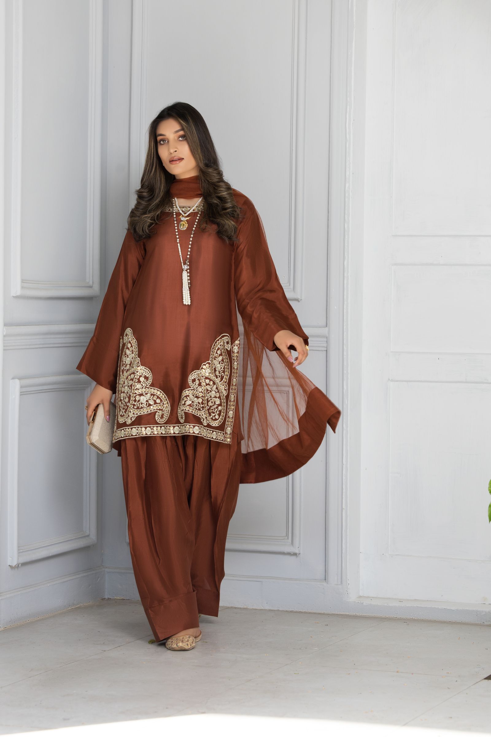 Roshniyaan by Aabpara Farshi Shalwar Womenswear RYB4