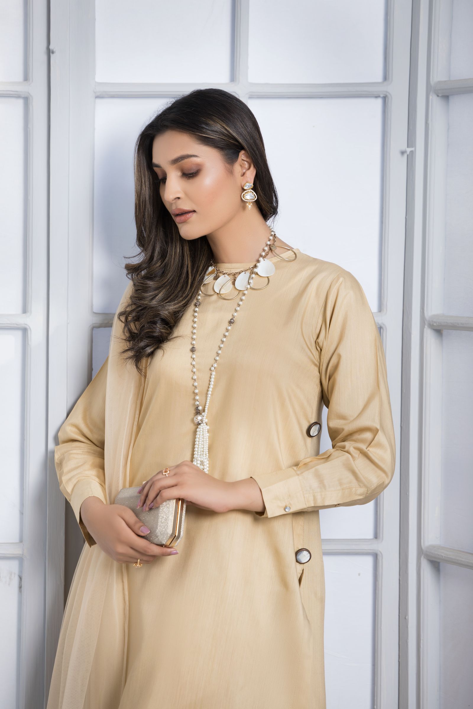 Roshniyaan by Aabpara Long Modestwear RYB1