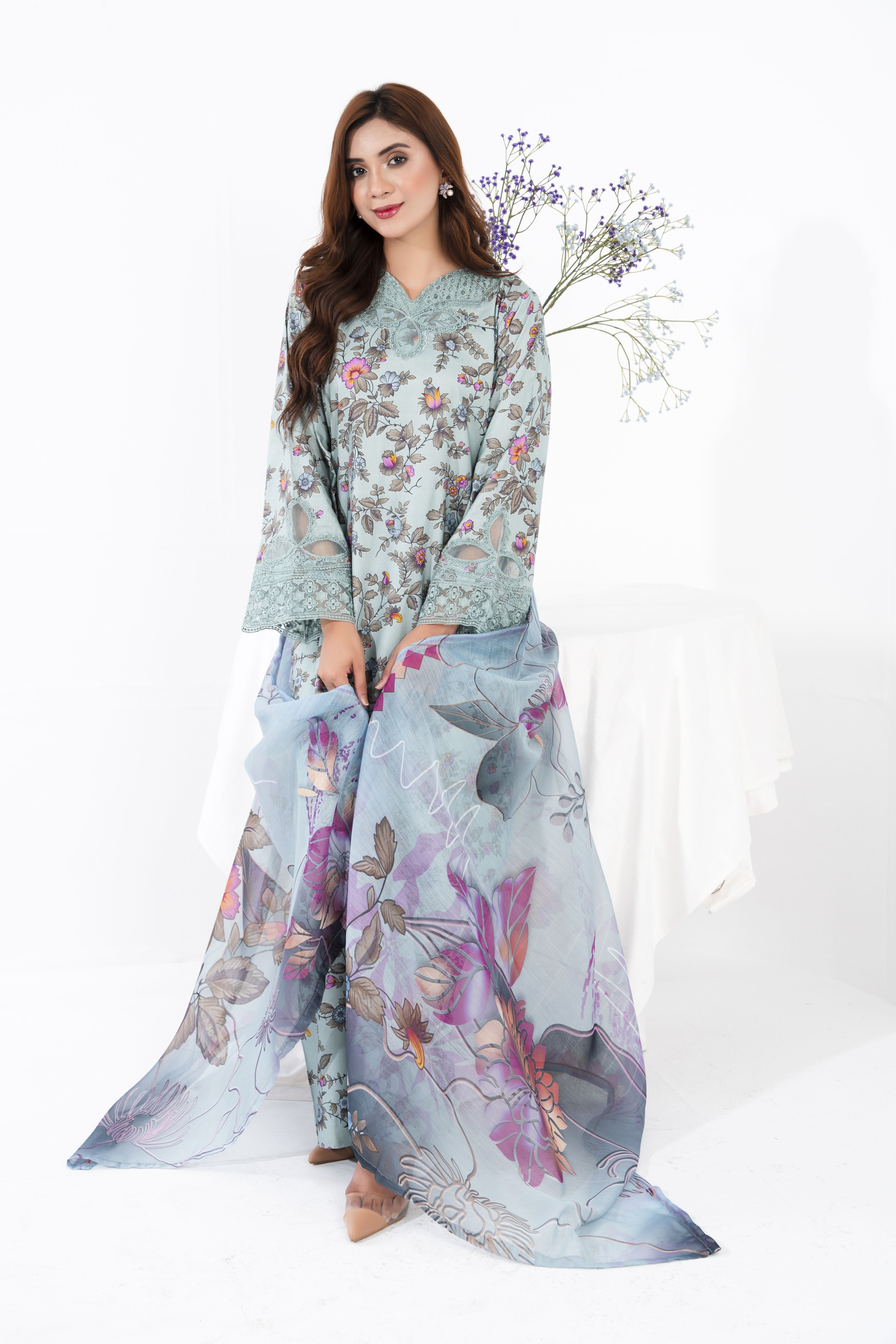 Mahgul Linen Winter Collection by Raniyah MWR1