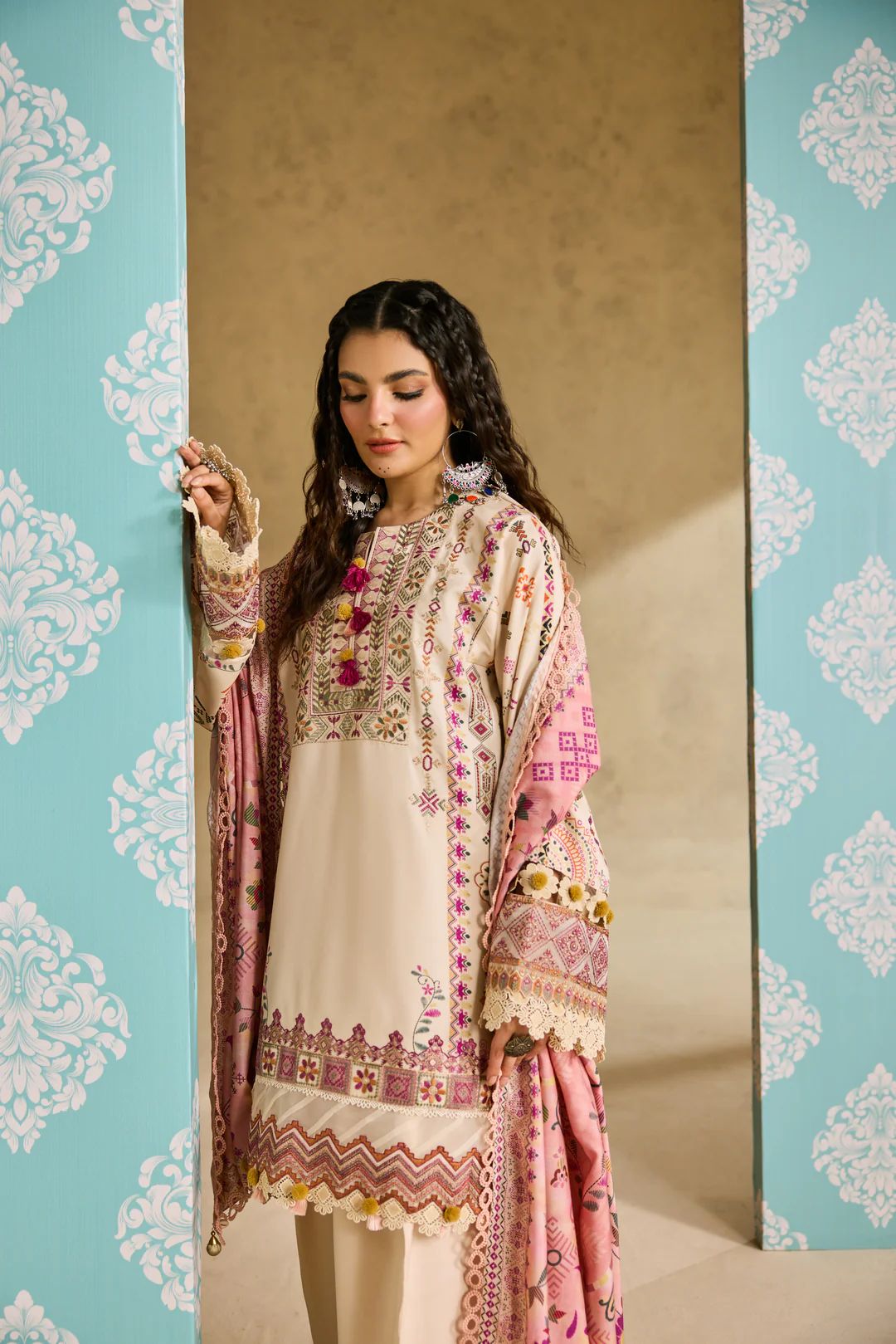 Linen by Florent – 3pc Embroidered Linen Winter Suit with Shawl NAF5