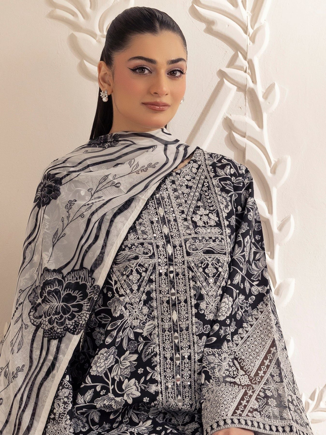 Mohagni 3pc Ready to Wear Silk Lawn Suit with Silk Dupatta LMB8