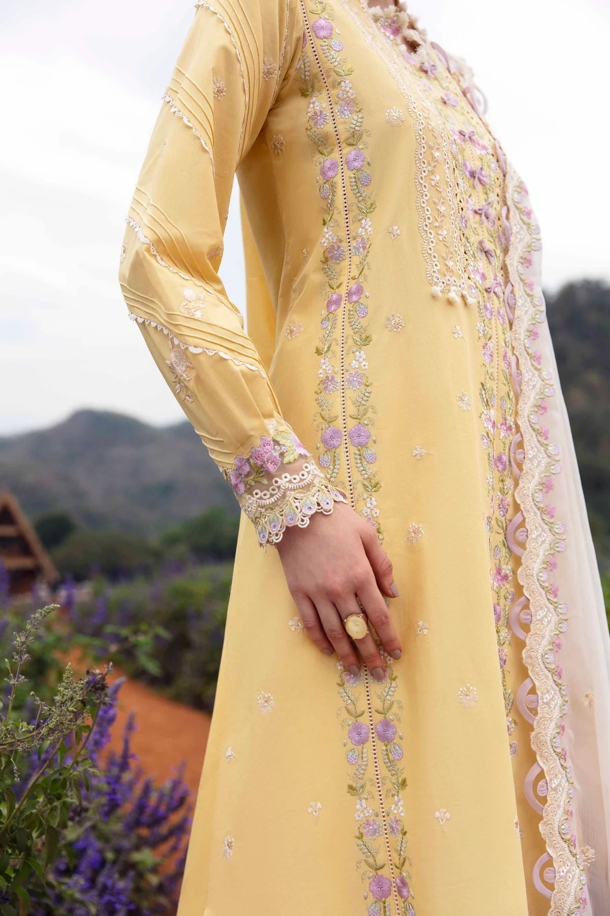Sable Luxury Ready to Wear Lawn 24 MAYE 08