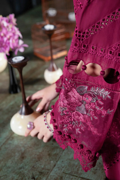 Maria B Lawn 09