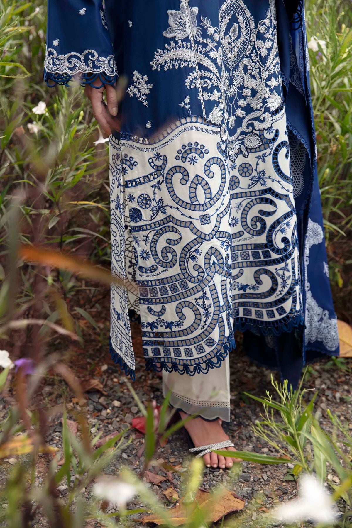 Sable Luxury Ready to Wear Lawn 24 AFINA 09