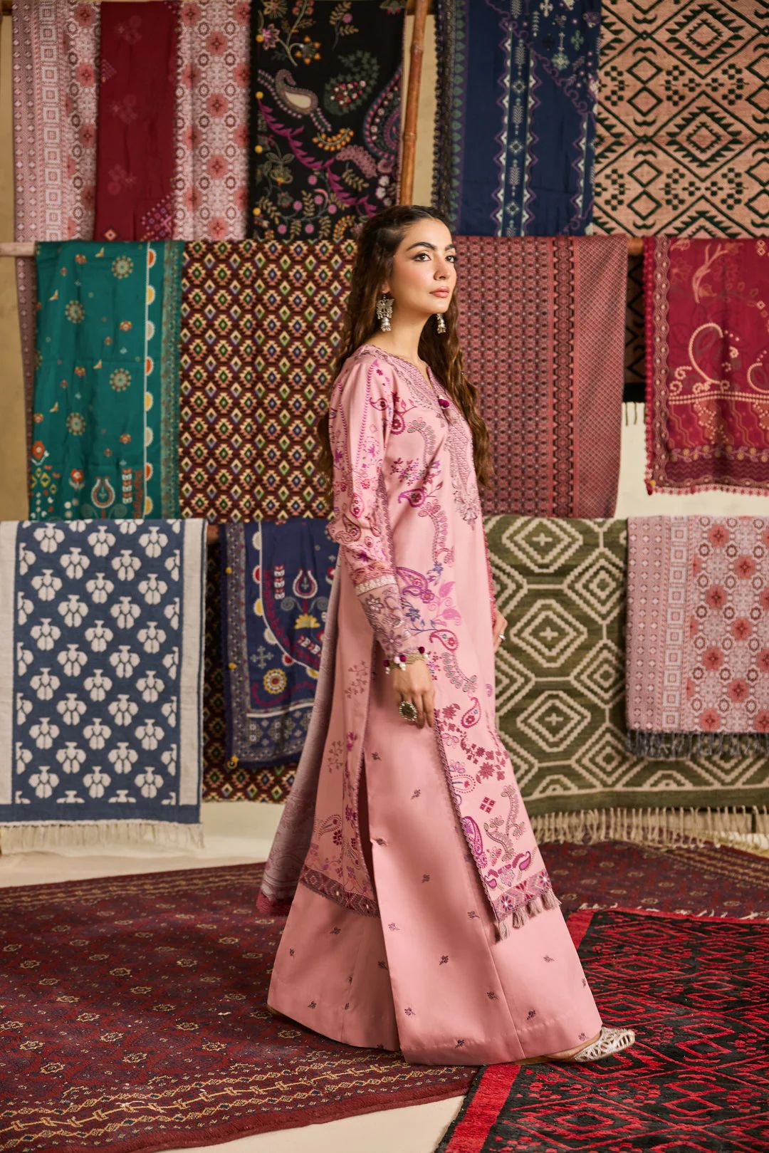 Linen by Florent – 3pc Printed & Embroidered Winter Suit with Shawl NAF2