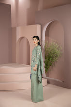 AIN Luxury Pret C04