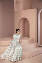 AIN Luxury Pret C06