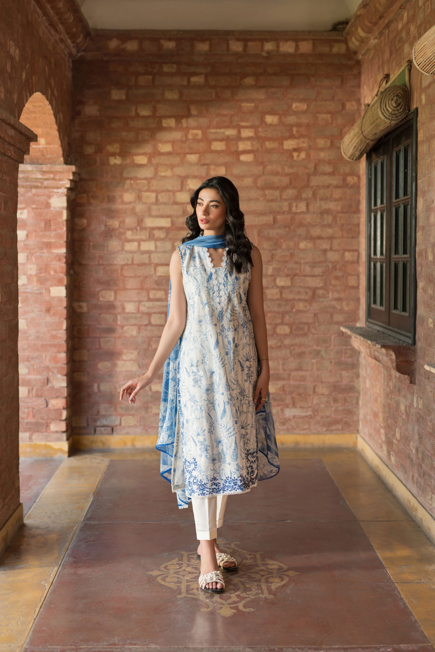 Summer Essentials by Sahar S24-EL-V2-01