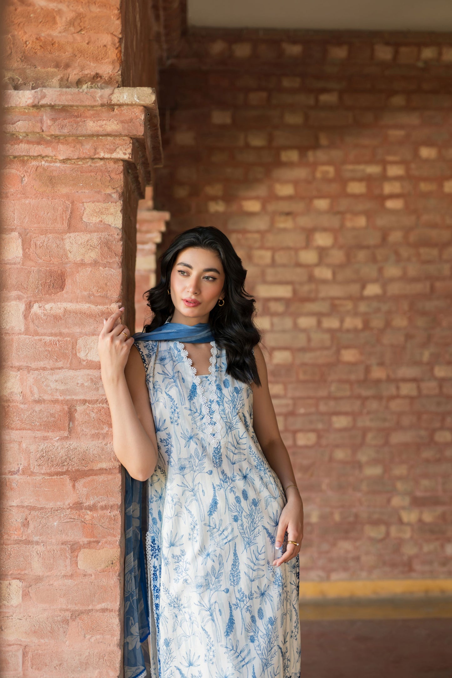 Summer Essentials by Sahar S24-EL-V2-01