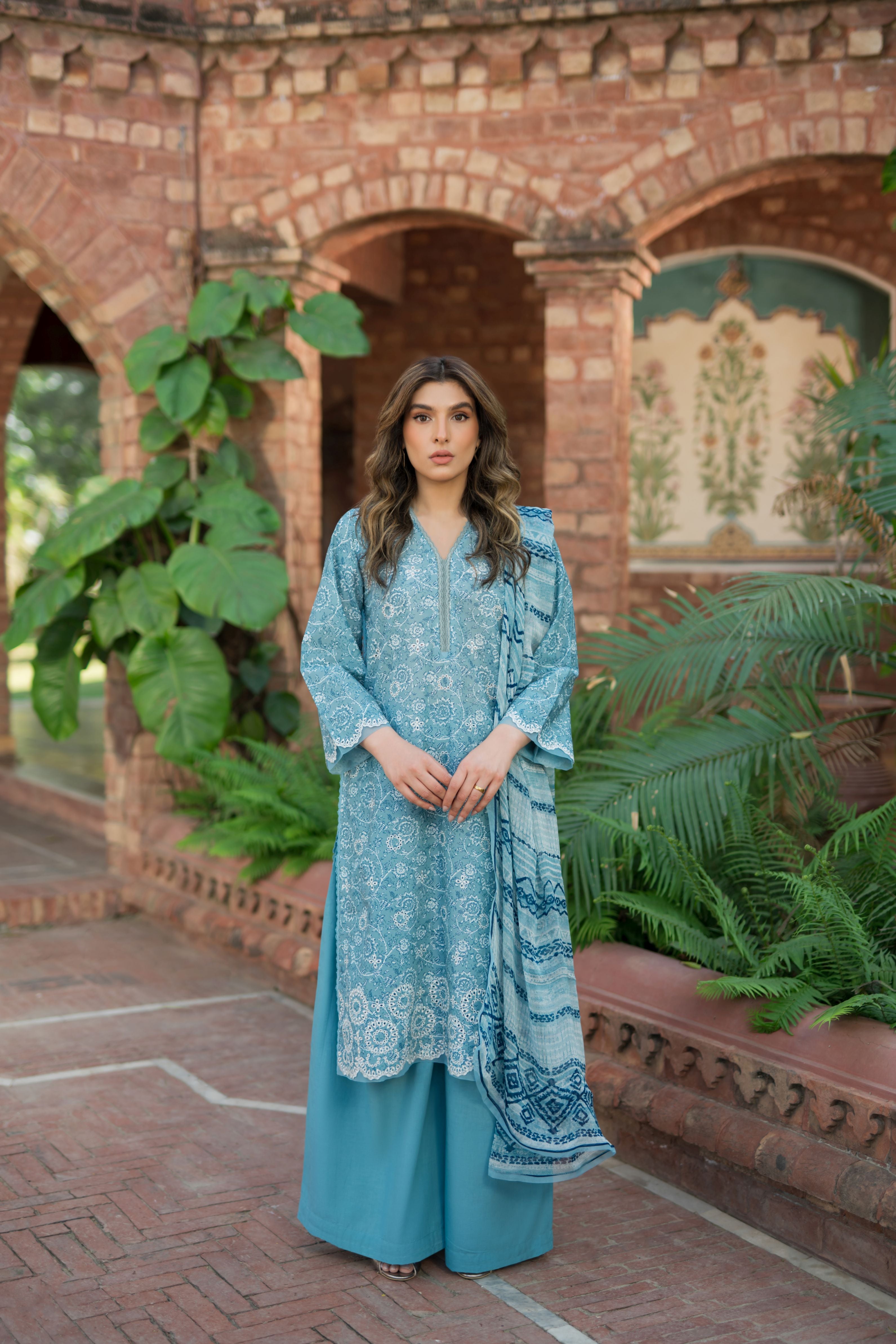 Summer Essentials by Sahar S24-EL-V2-02