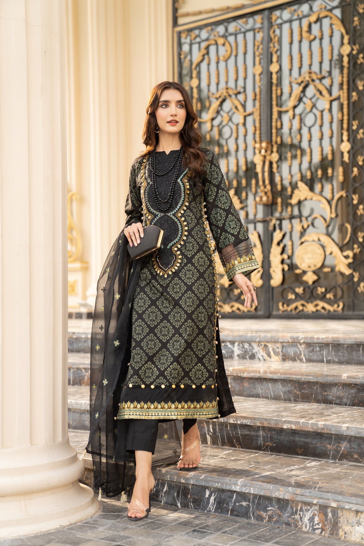 3pc Ready to Wear Luxury Dress by Arwah LA2