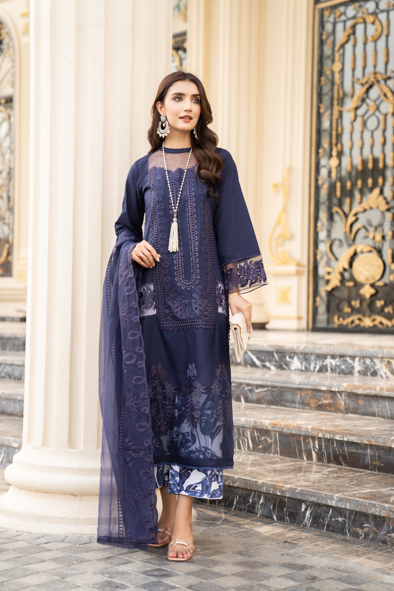 3pc Ready to Wear Luxury Dress by Arwah LA1