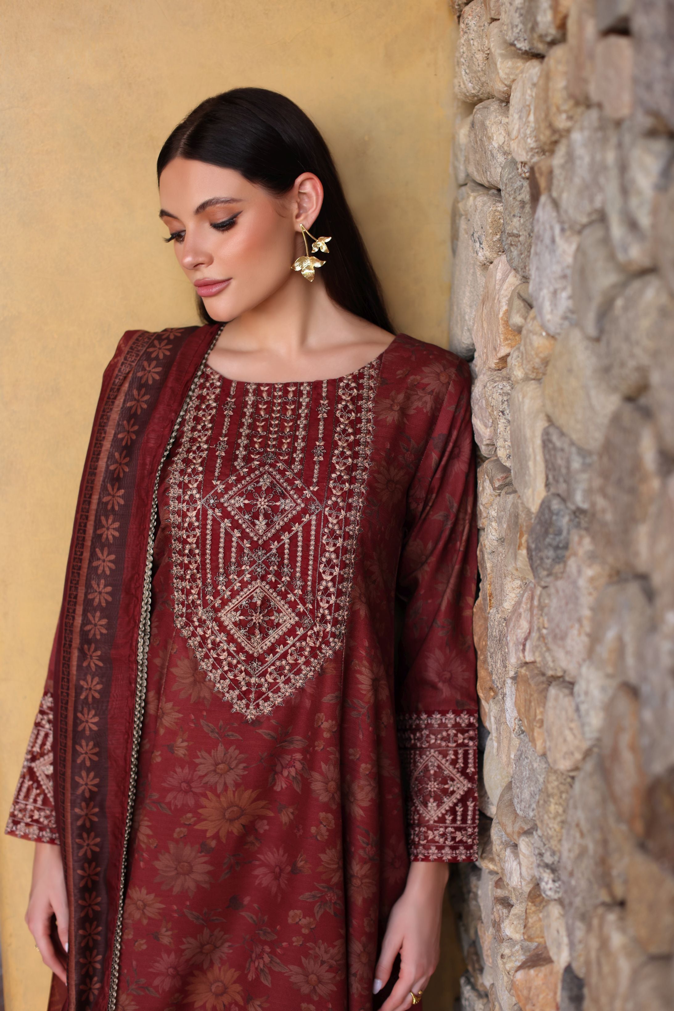 Serene by Mohagni Rust Maroon Khaddar 3Pc Winter Suit SBM7