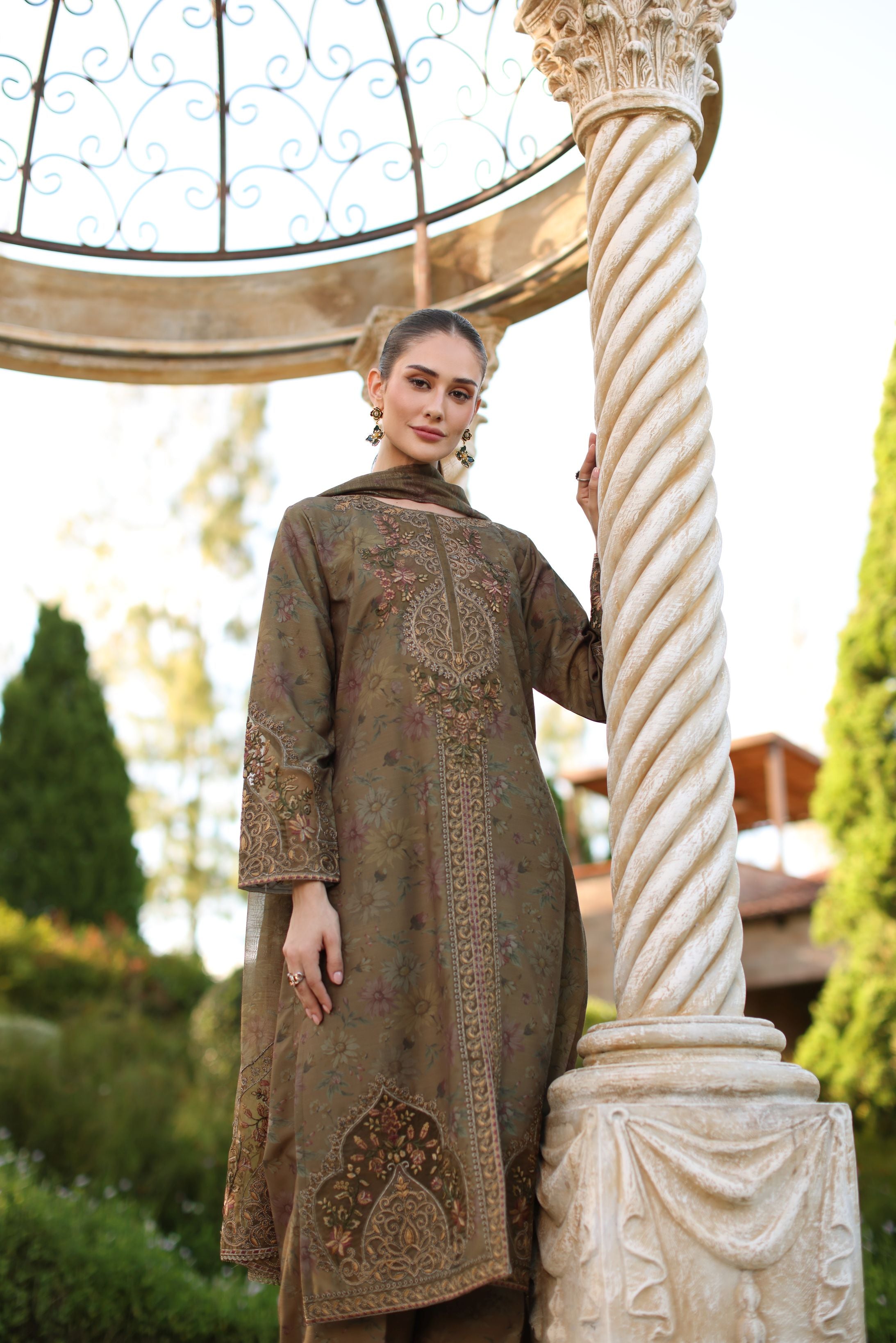 Serene by Mohagni Olive Khaddar 3Pc Winter Suit SBM5