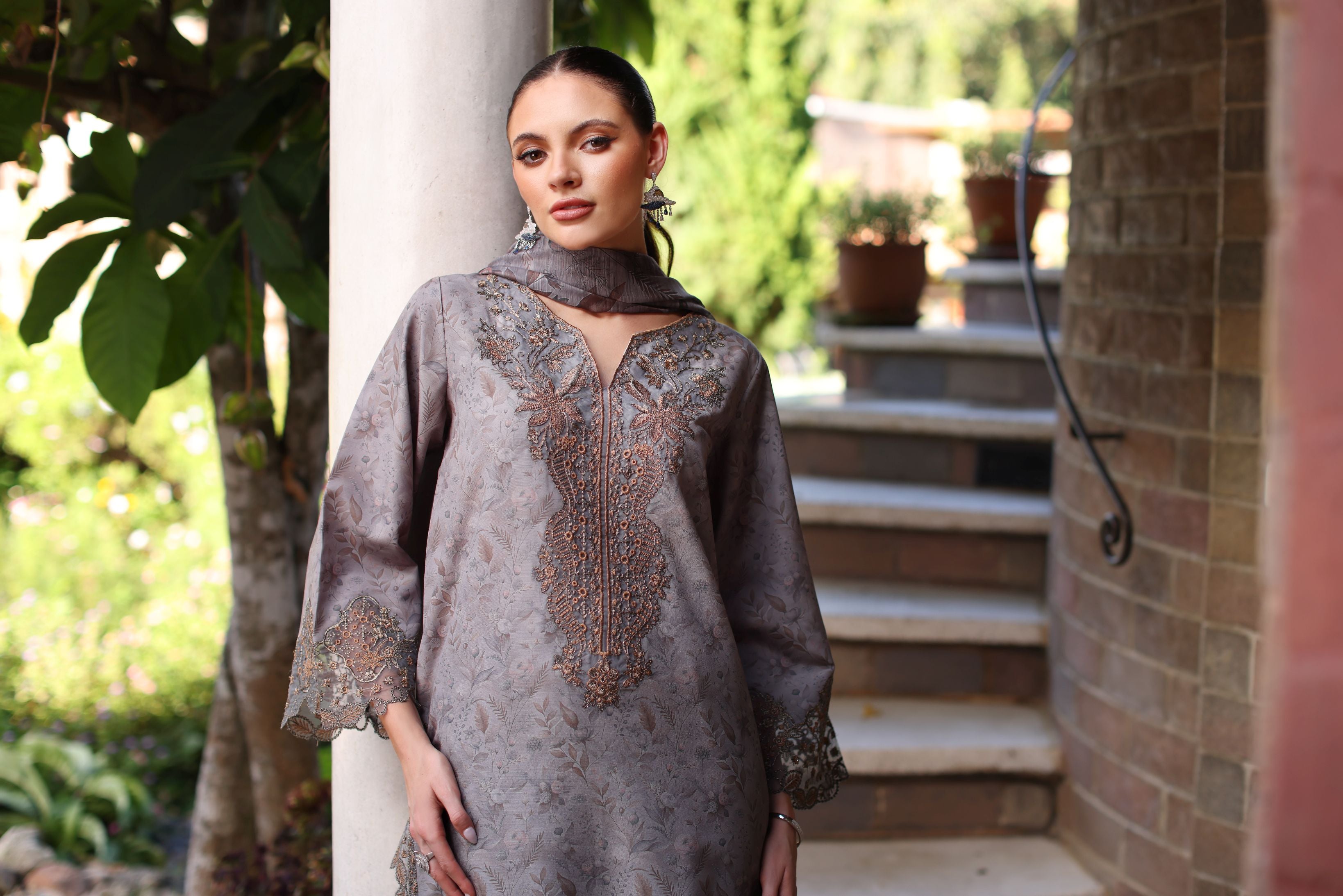 Serene by Mohagni Taupe Grey Khaddar 3Pc Winter Suit SBM4