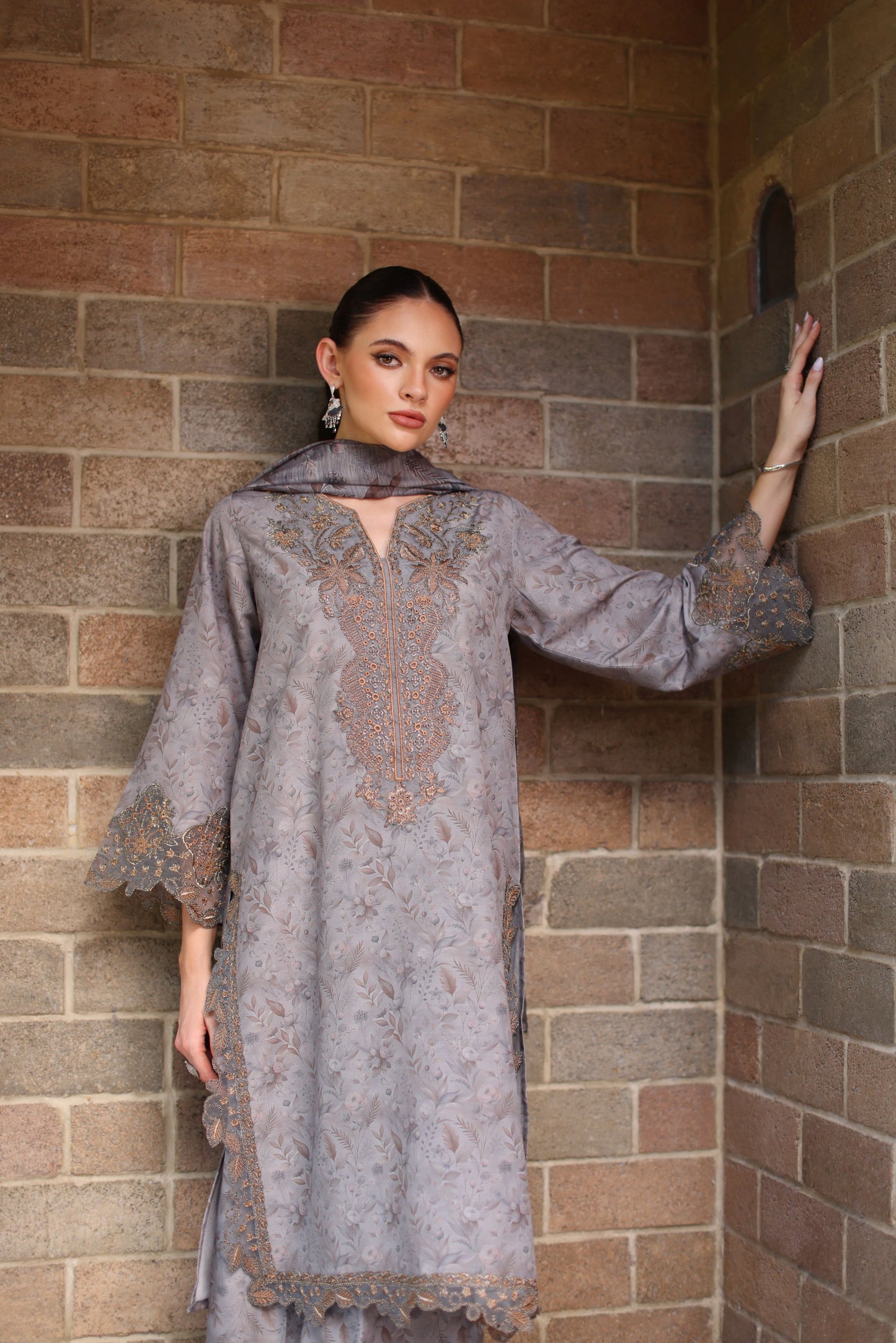 Serene by Mohagni Taupe Grey Khaddar 3Pc Winter Suit SBM4