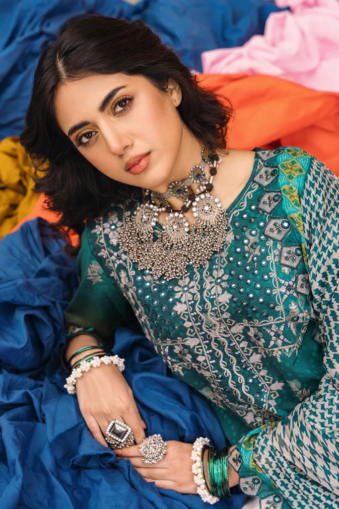 Charizma 3PC Chunri Embroidered Lawn CH4-07
