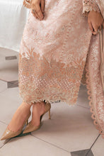 Baroque Swiss Voile Lawn 23 D03