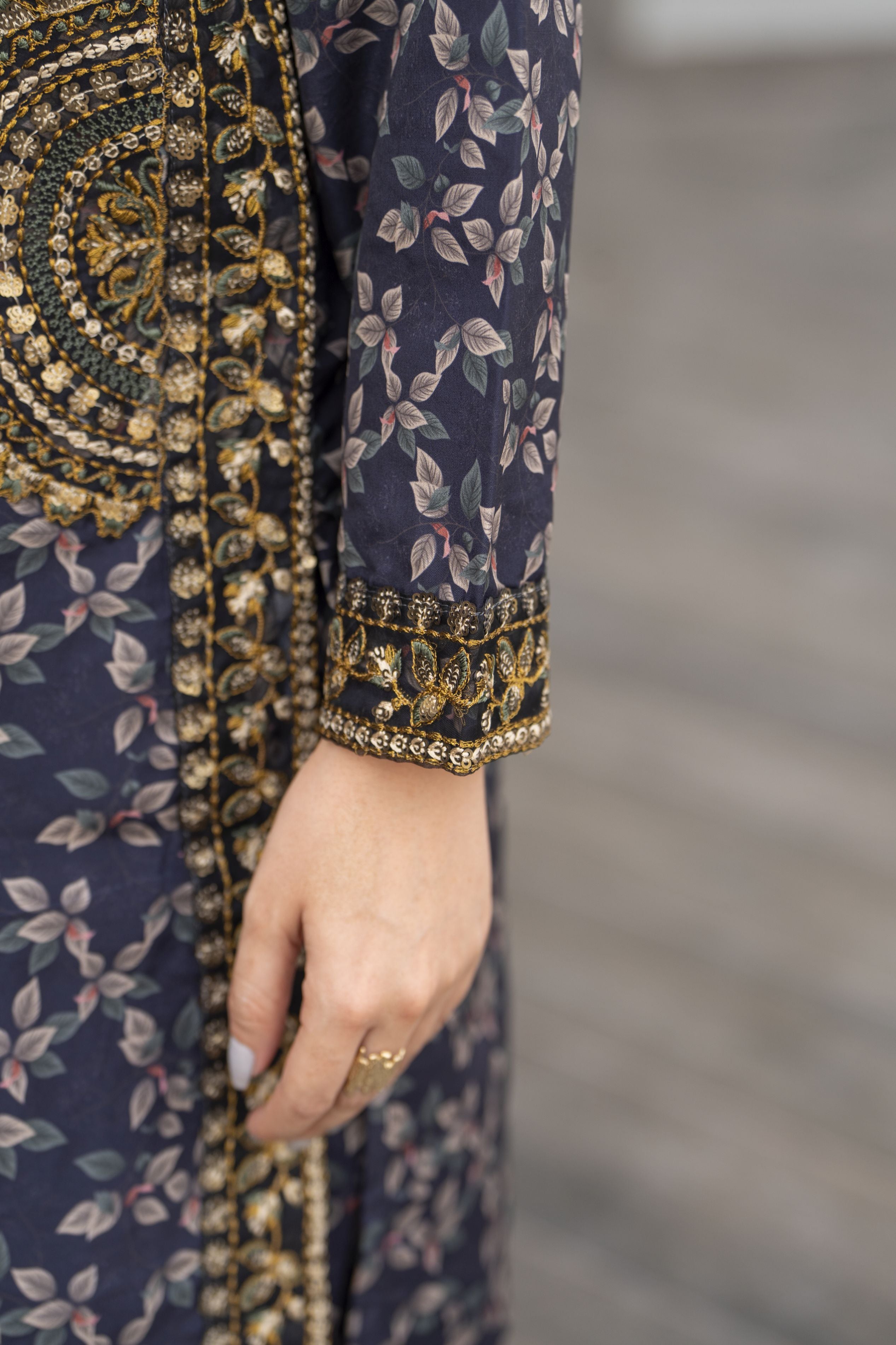 Mohagni 3pc Ready to Wear Silk Lawn Suit 2025 Collection Muse14