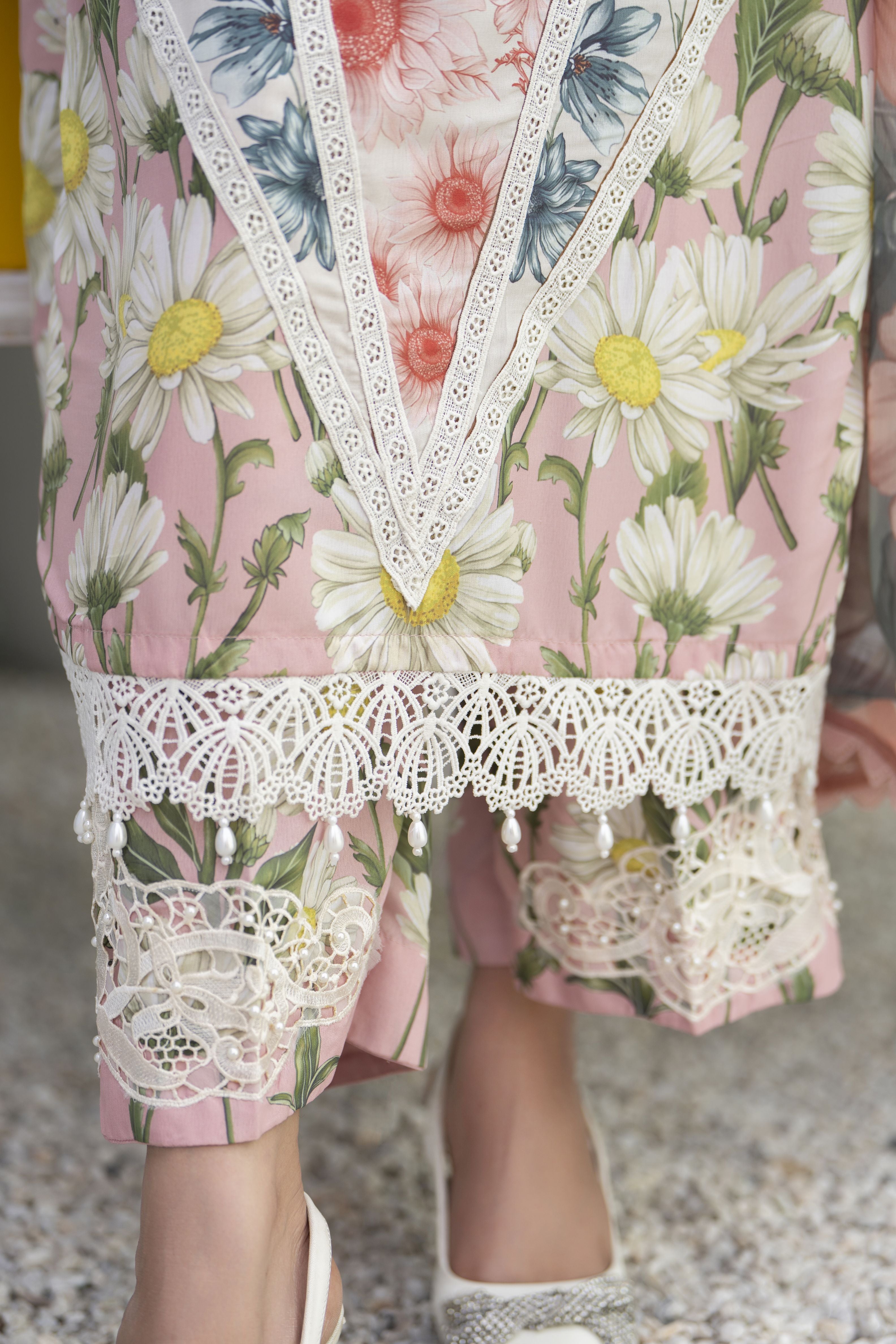 3pc Printed & Embroidered Summer Lawn Suit with Chiffon Dupatta RES15