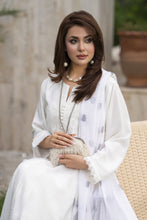 Aleezay 3pc White Linen Suit with Jacquard Dupatta – JAL7