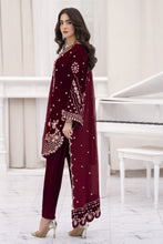 Makhmal by Gul Warun Maroon 3pc Velvet Embroidered Suit MBG10