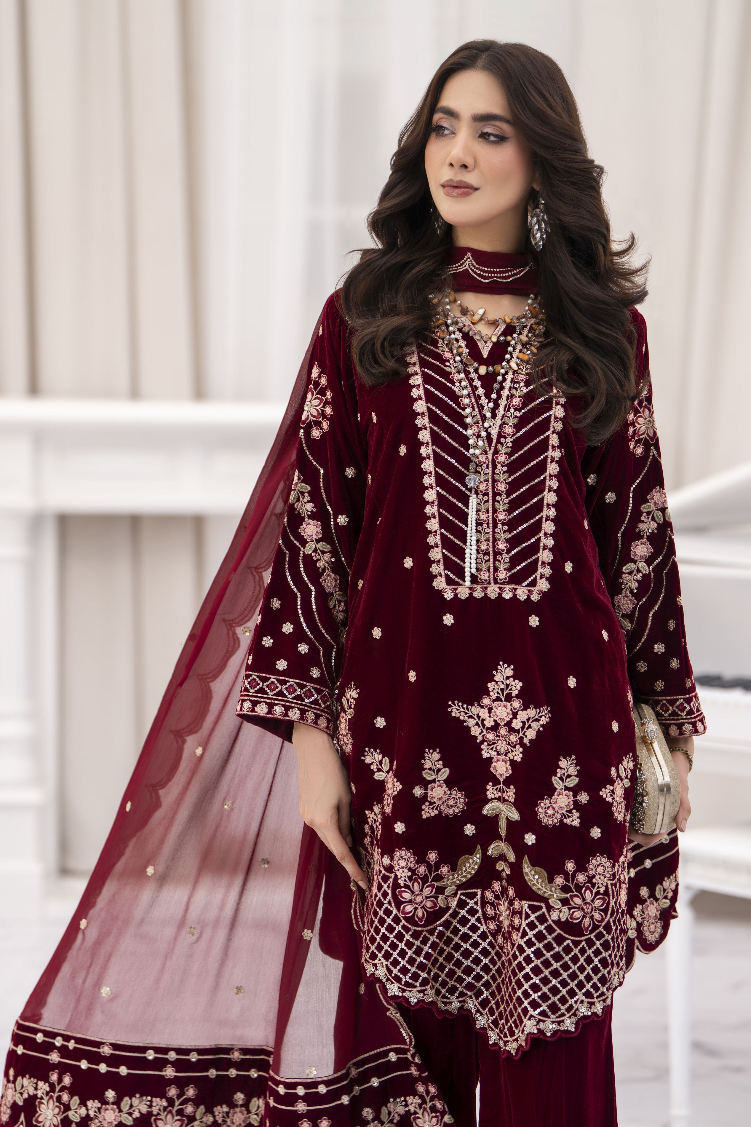 Makhmal by Gul Warun Maroon 3pc Velvet Embroidered Suit MBG10
