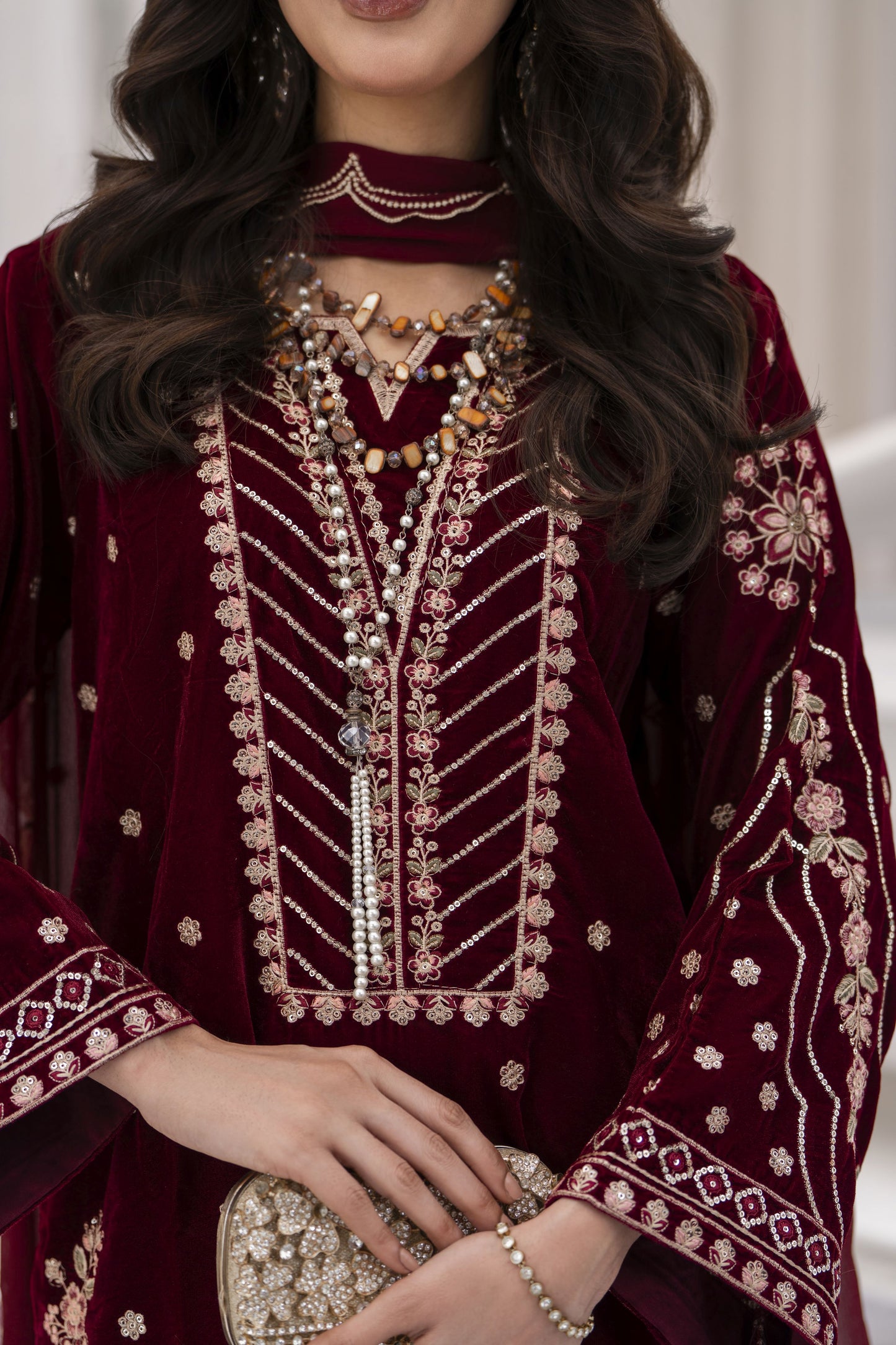 Makhmal by Gul Warun Maroon 3pc Velvet Embroidered Suit MBG10