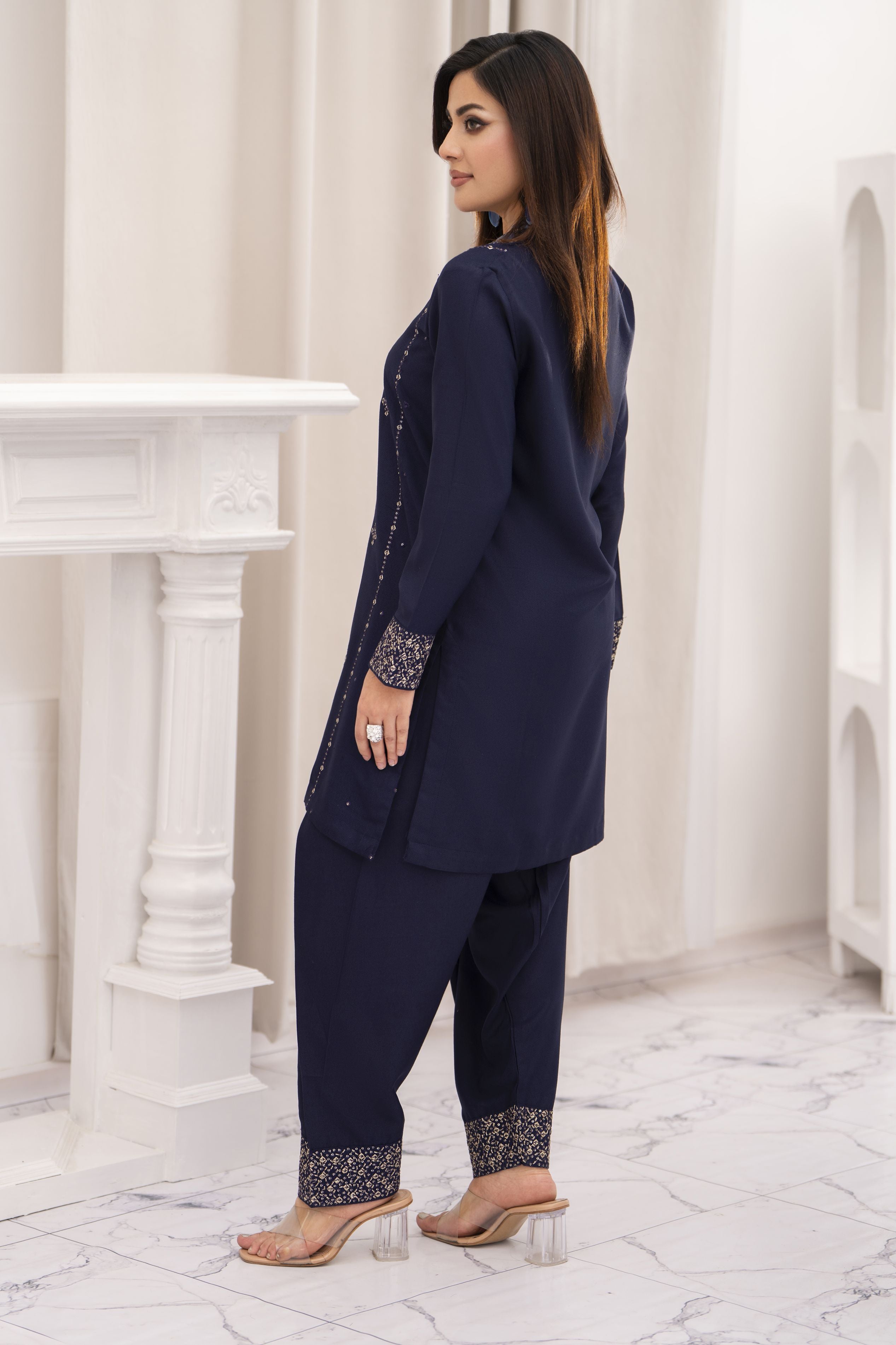 Miski FrostFit – Navy Embroidered Dhanak 2pc Pakistani Dress FFM6