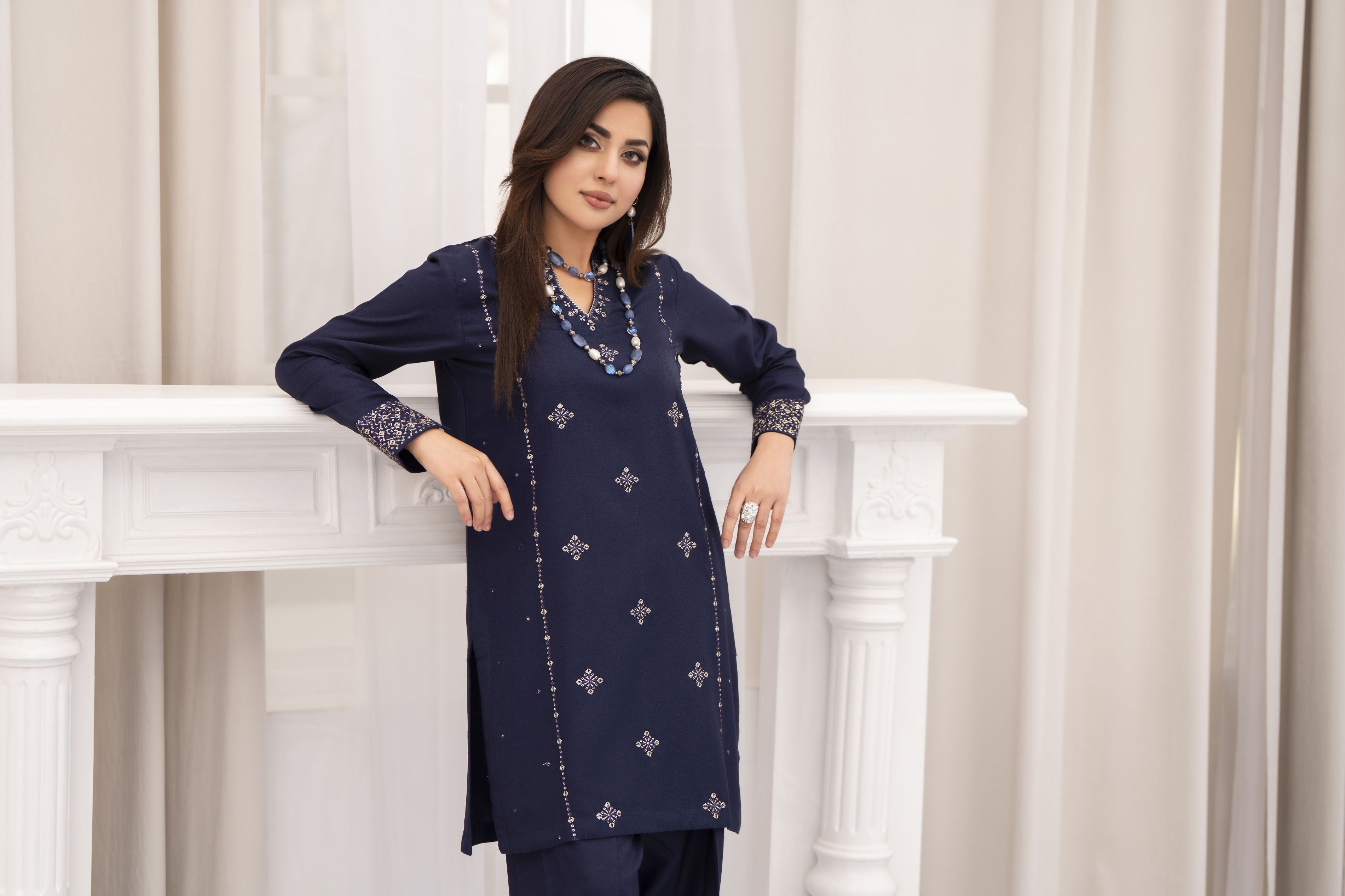 Miski FrostFit – Navy Embroidered Dhanak 2pc Pakistani Dress FFM6