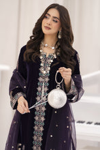 Makhmal by Gul Warun Deep Purple 3pc Velvet Embroidered Suit MBG9