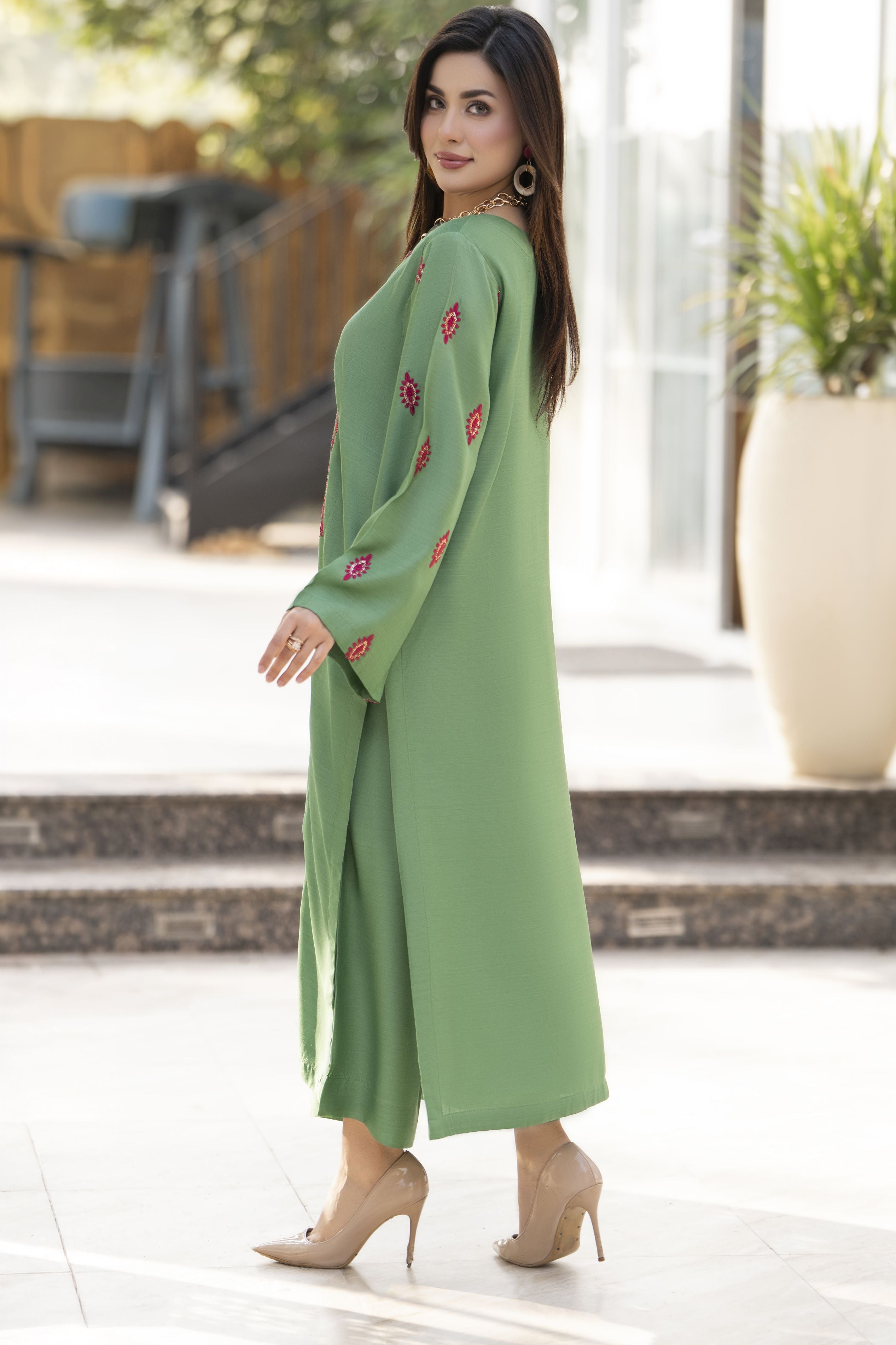 Glow by Hemline – Embroidered Viscose Ready to Wear 2PC Suit Glow4