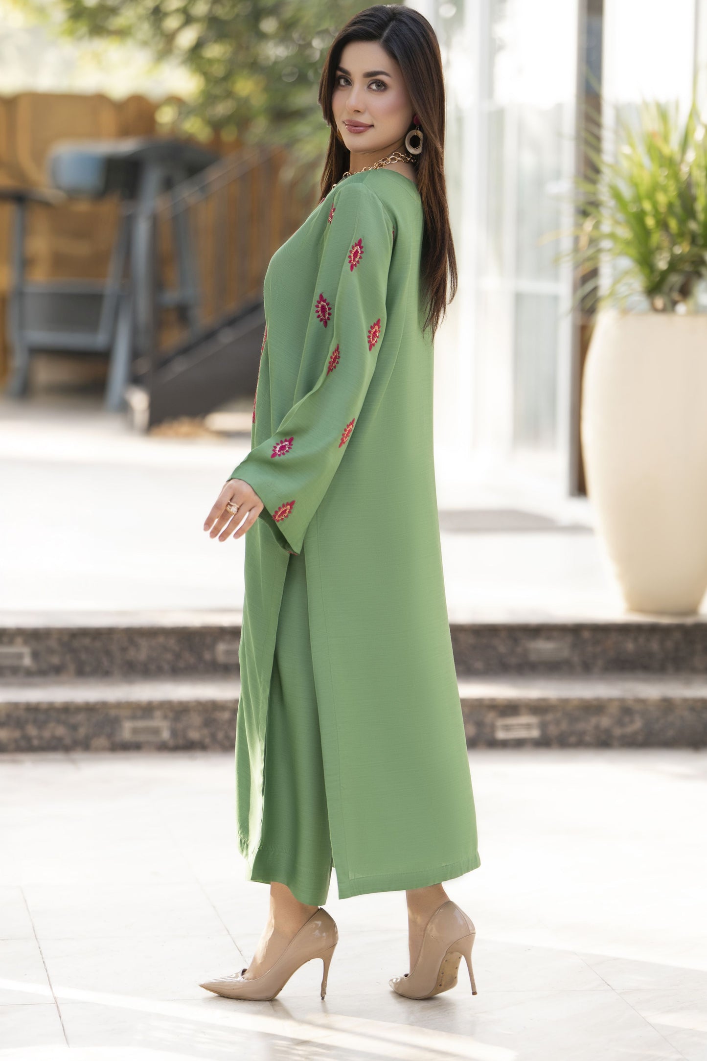 Glow by Hemline – Embroidered Viscose Ready to Wear 2PC Suit Glow4