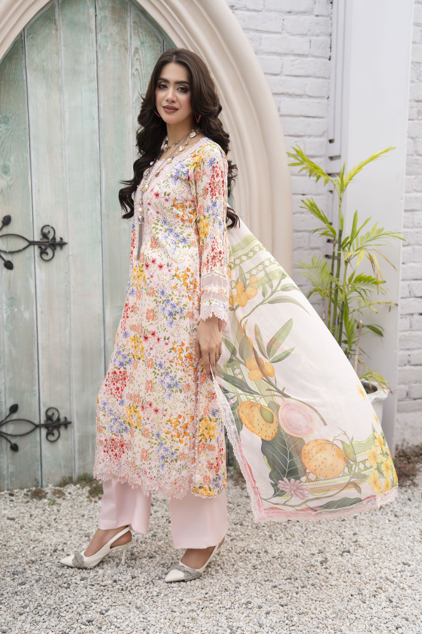 3pc Printed & Chikankari Embroidered Lawn Suit with Chiffon Dupatta RES8
