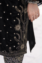 Makhmal by Gul Warun Black 3pc Velvet Embroidered Suit MBG6