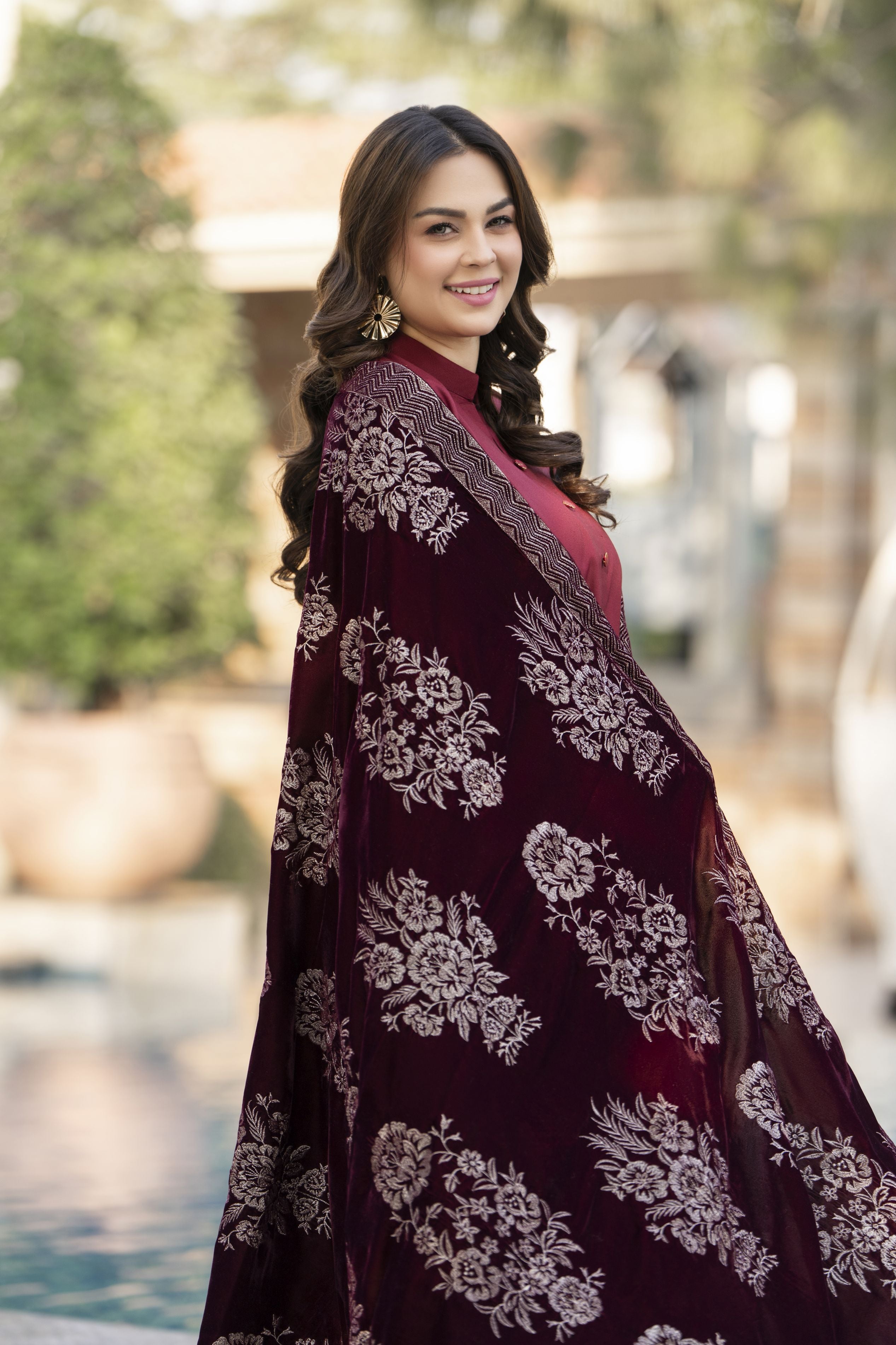 Embroidered Velvet Shawl for Women – Maroon VS1