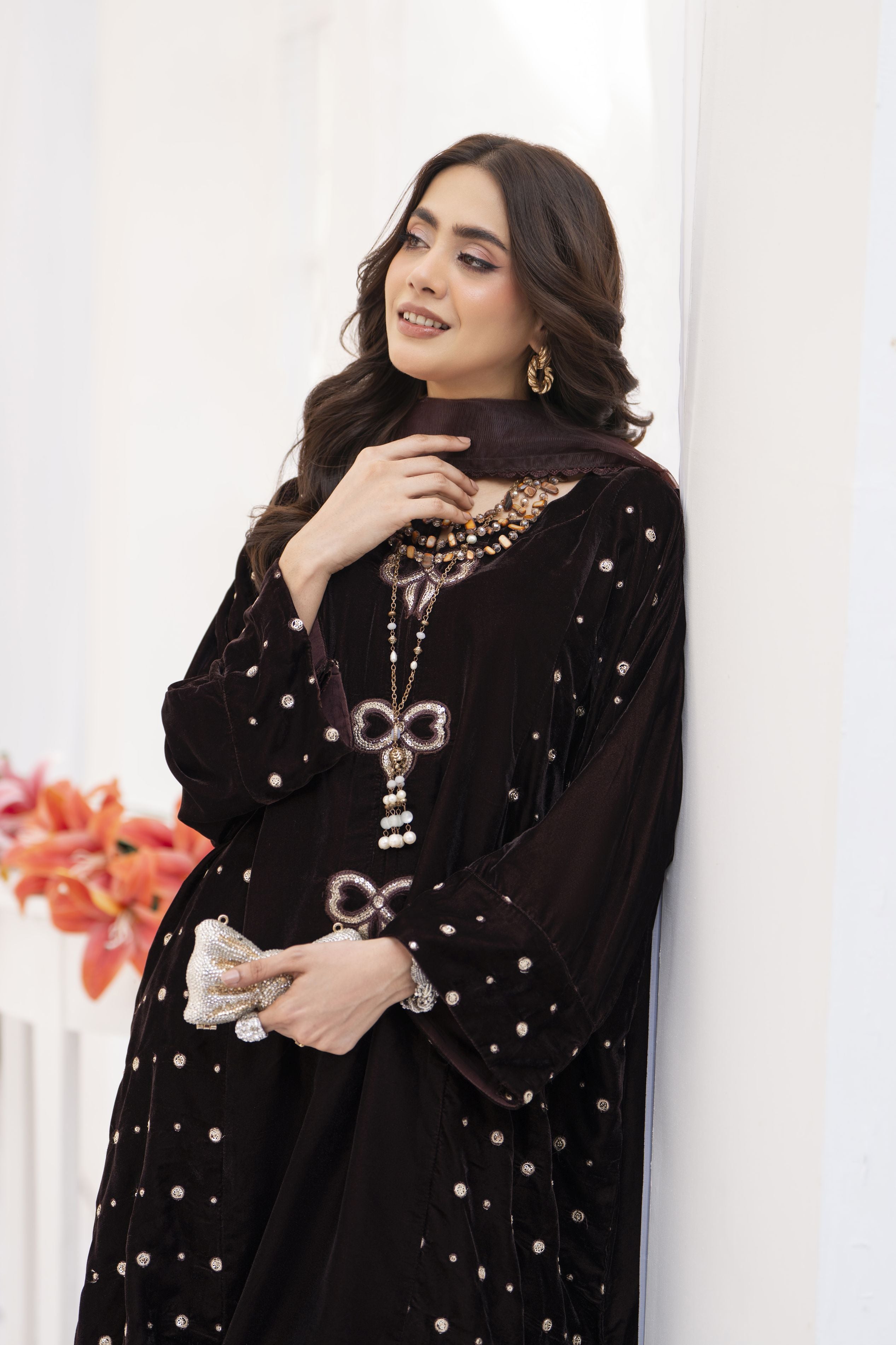 Makhmal by Gul Warun Chocolate Brown 3pc Velvet Embroidered Baggy Cape Suit MBG8