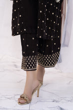 Makhmal by Gul Warun Chocolate Brown 3pc Velvet Embroidered Baggy Cape Suit MBG8