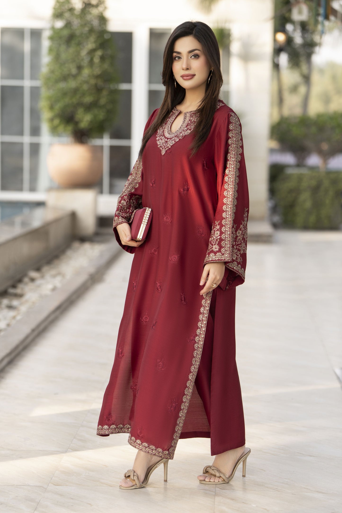 Glow by Hemline – Embroidered Viscose Ready to Wear 2PC Suit Glow11