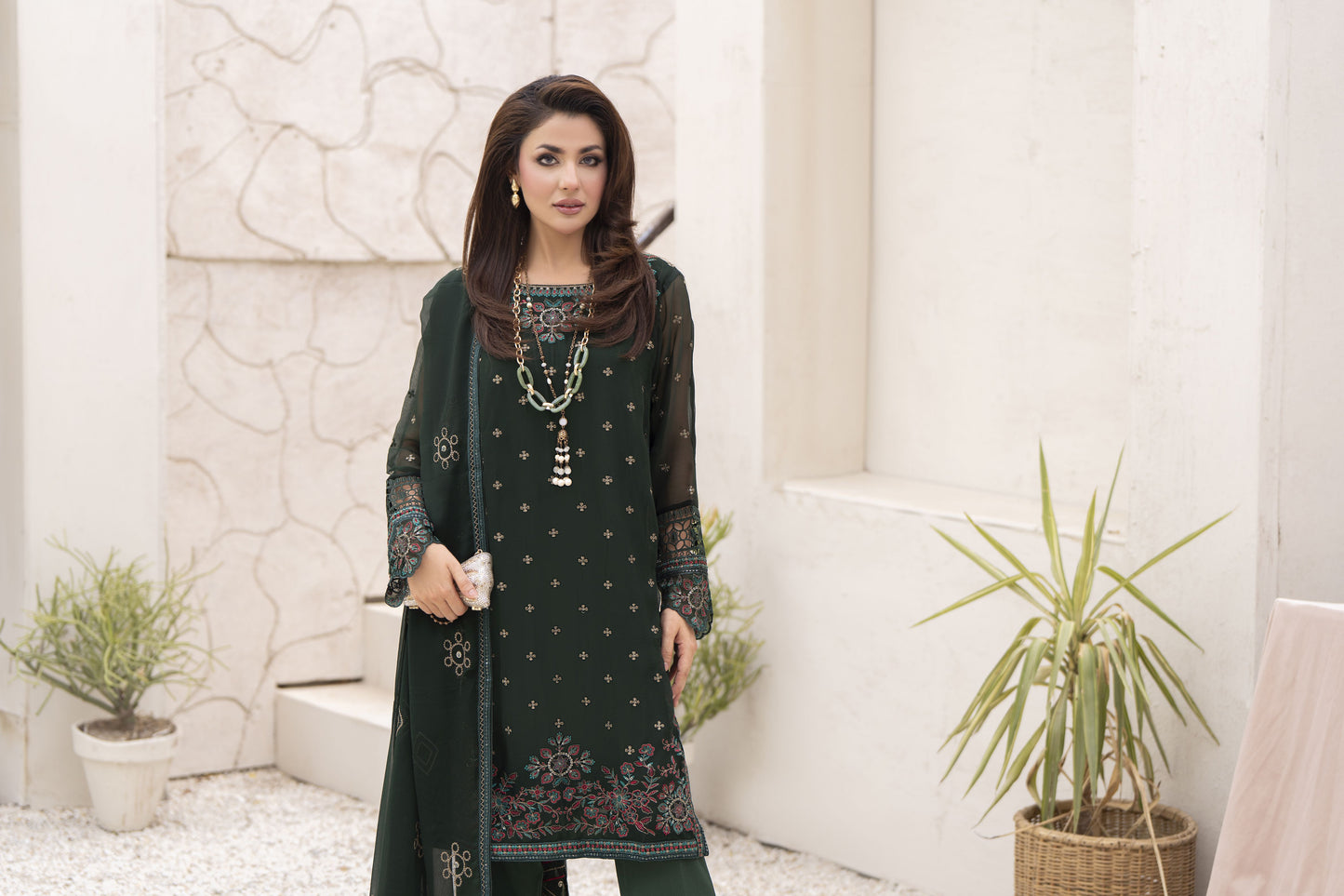 Zareen by Gul Warun 3pc Chiffon Embroidered Suit – ZGW9