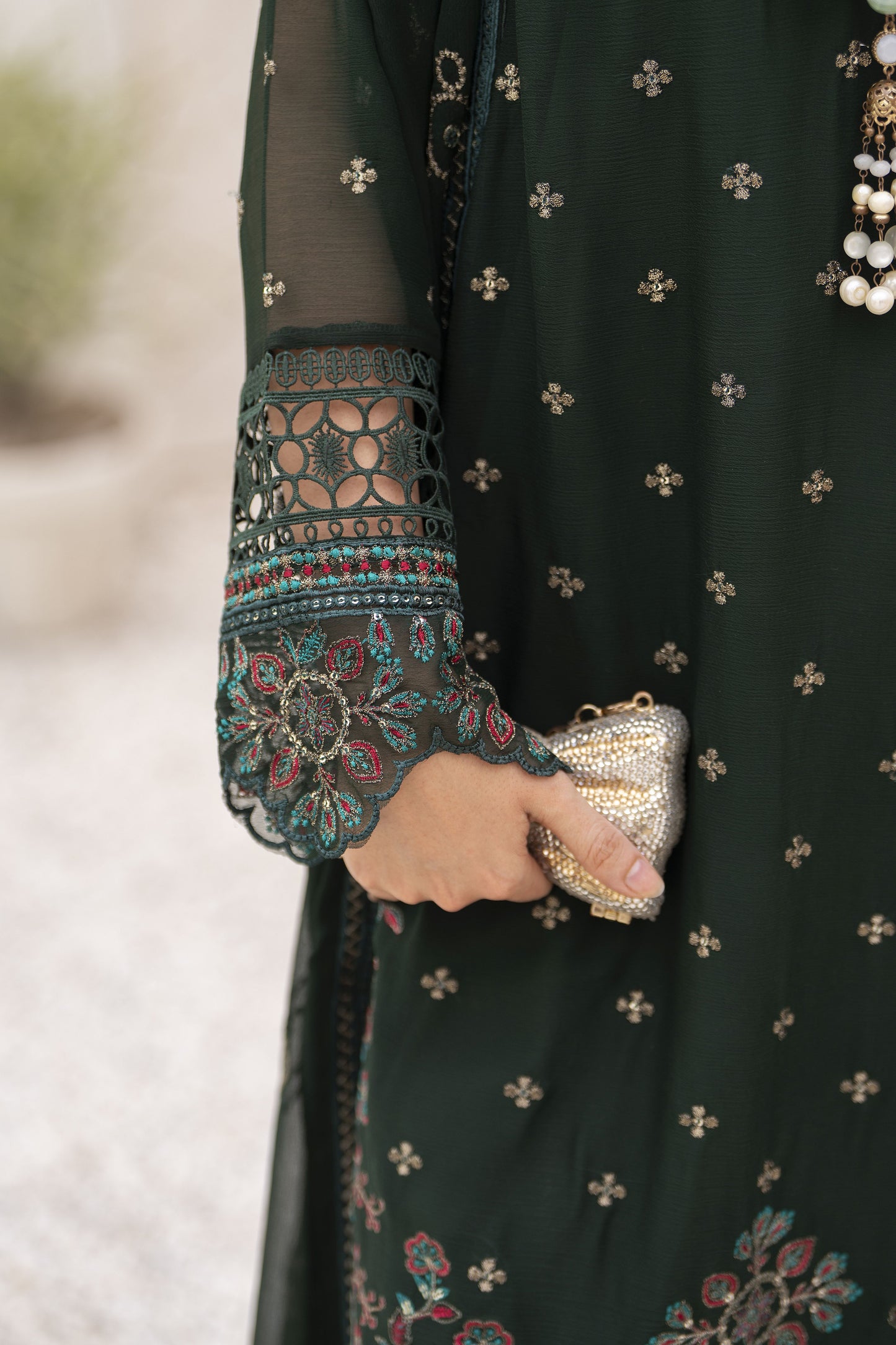 Zareen by Gul Warun 3pc Chiffon Embroidered Suit – ZGW9