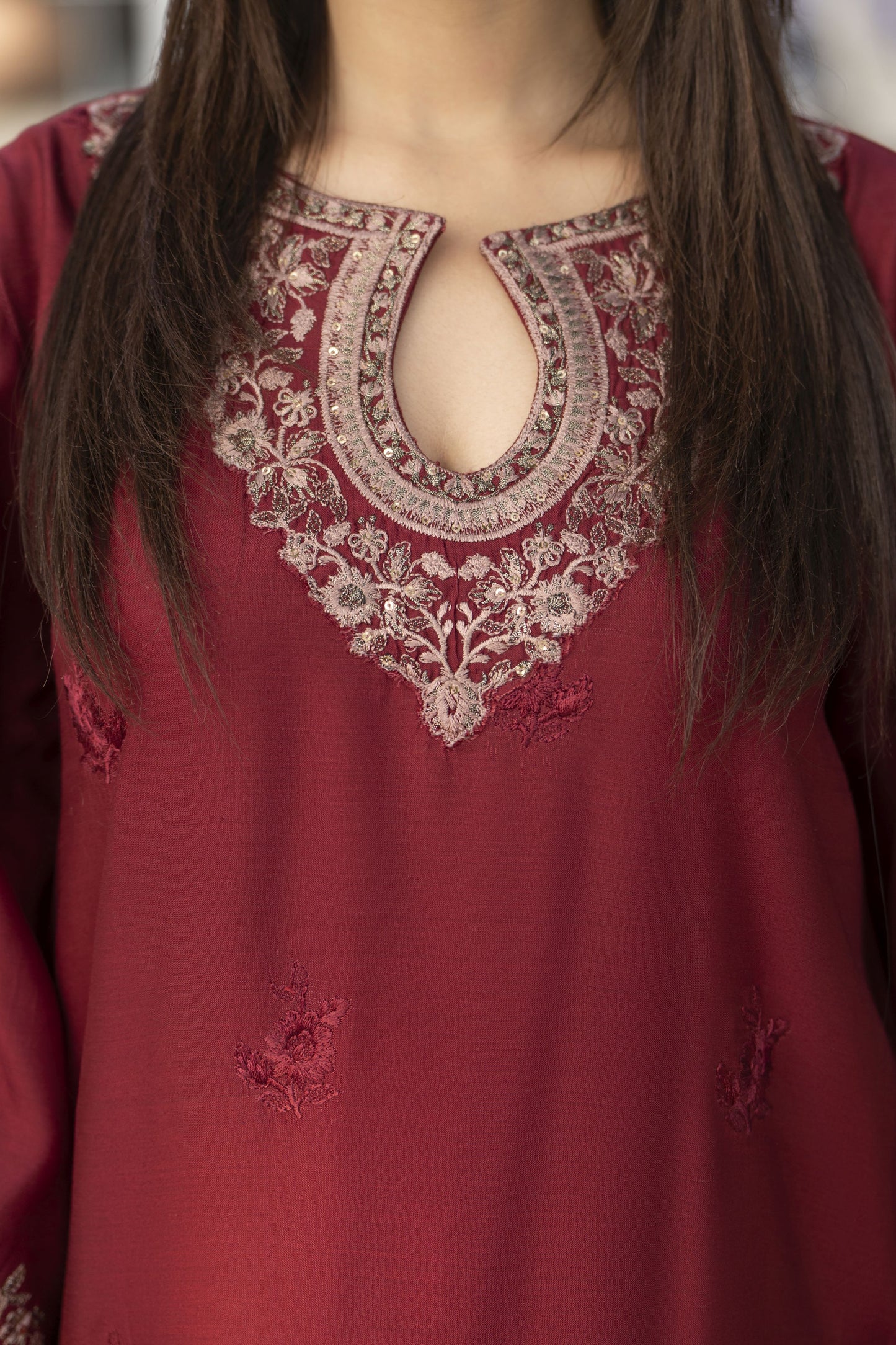 Glow by Hemline – Embroidered Viscose Ready to Wear 2PC Suit Glow11