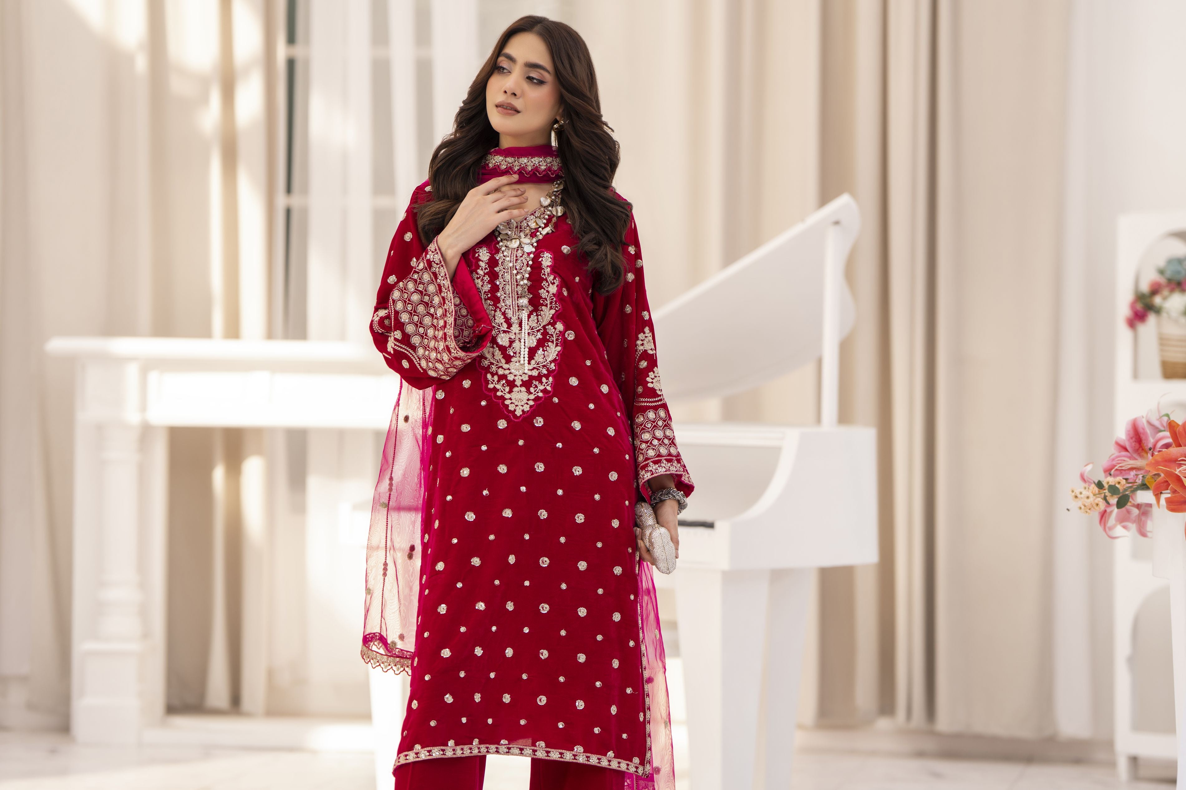 Makhmal by Gul Warun Shocking Pink 3pc Velvet Embroidered Suit MBG2