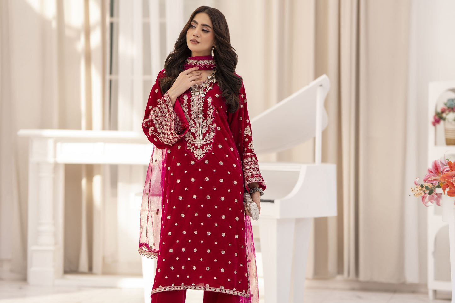 Makhmal by Gul Warun Shocking Pink 3pc Velvet Embroidered Suit MBG2