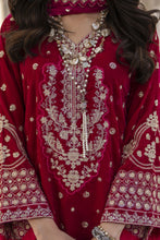 Makhmal by Gul Warun Shocking Pink 3pc Velvet Embroidered Suit MBG2