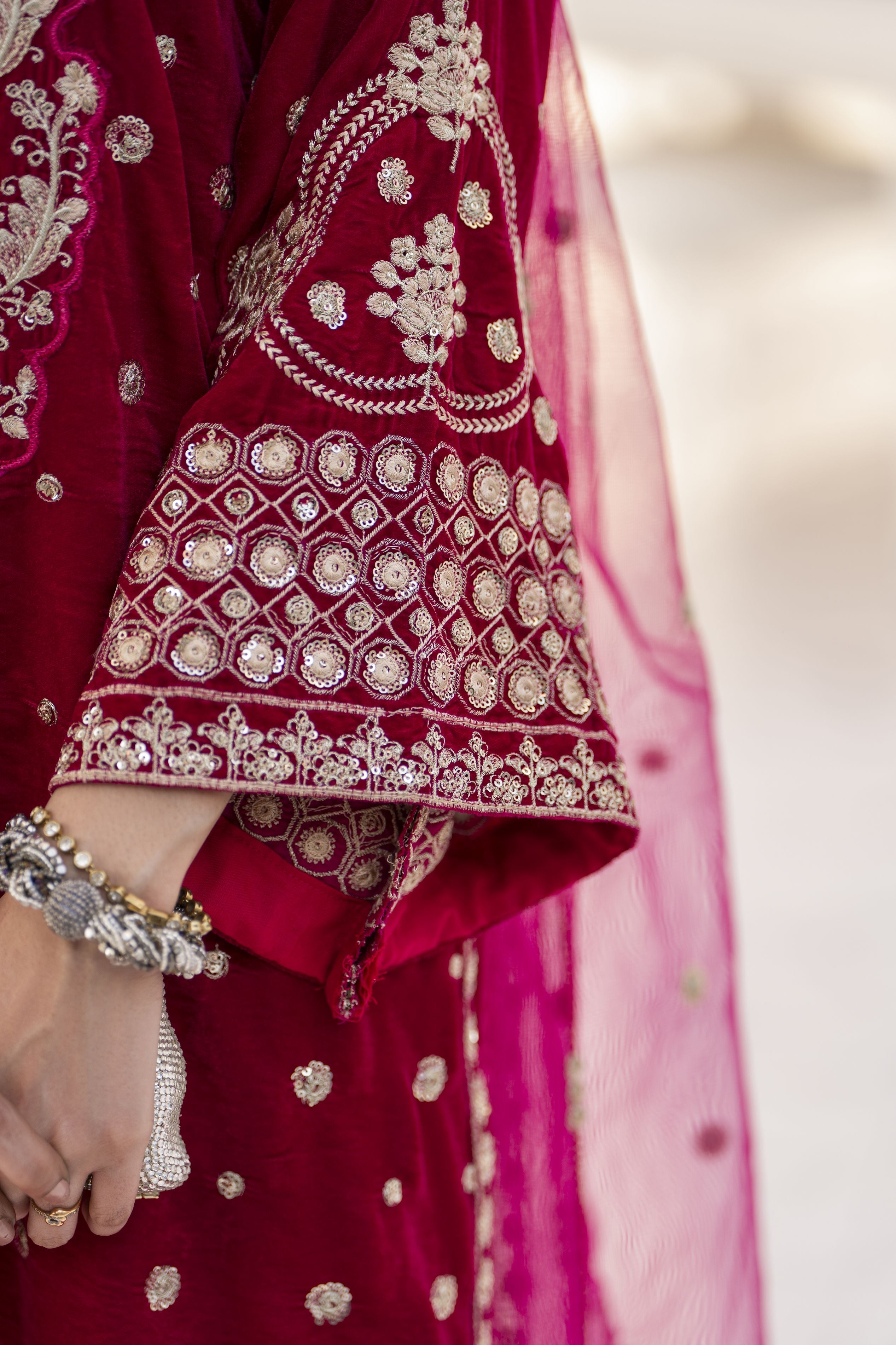 Makhmal by Gul Warun Shocking Pink 3pc Velvet Embroidered Suit MBG2