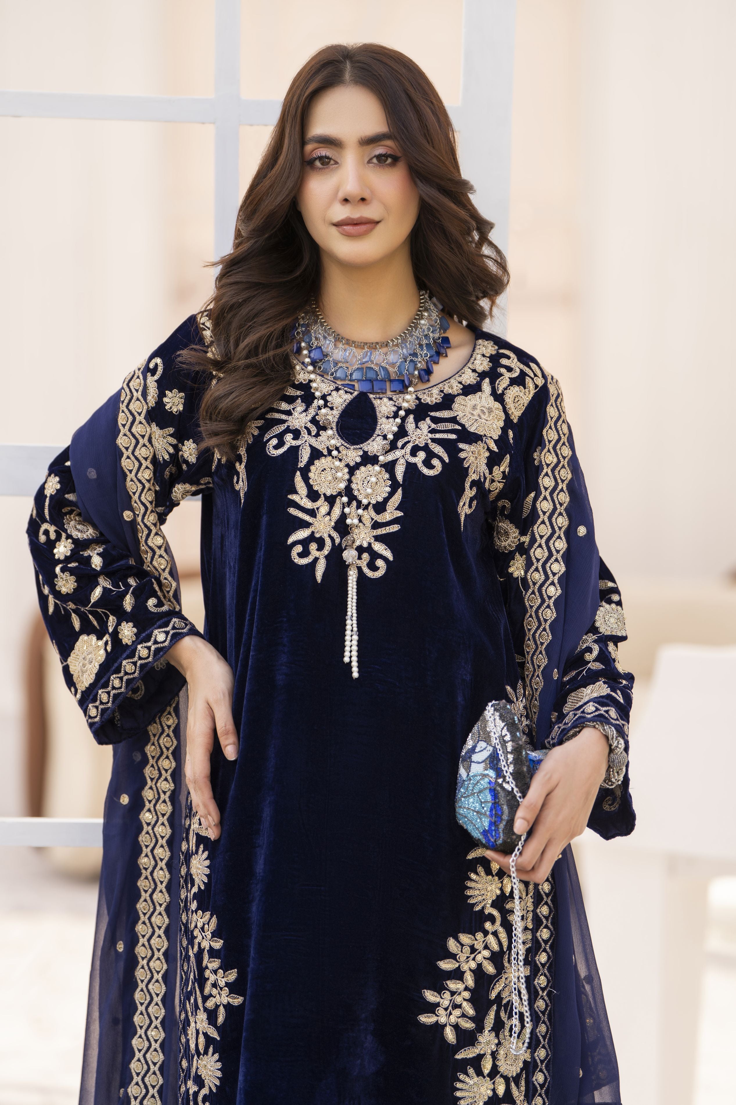Makhmal by Gul Warun Navy Blue 3pc Velvet Embroidered Suit MBG4