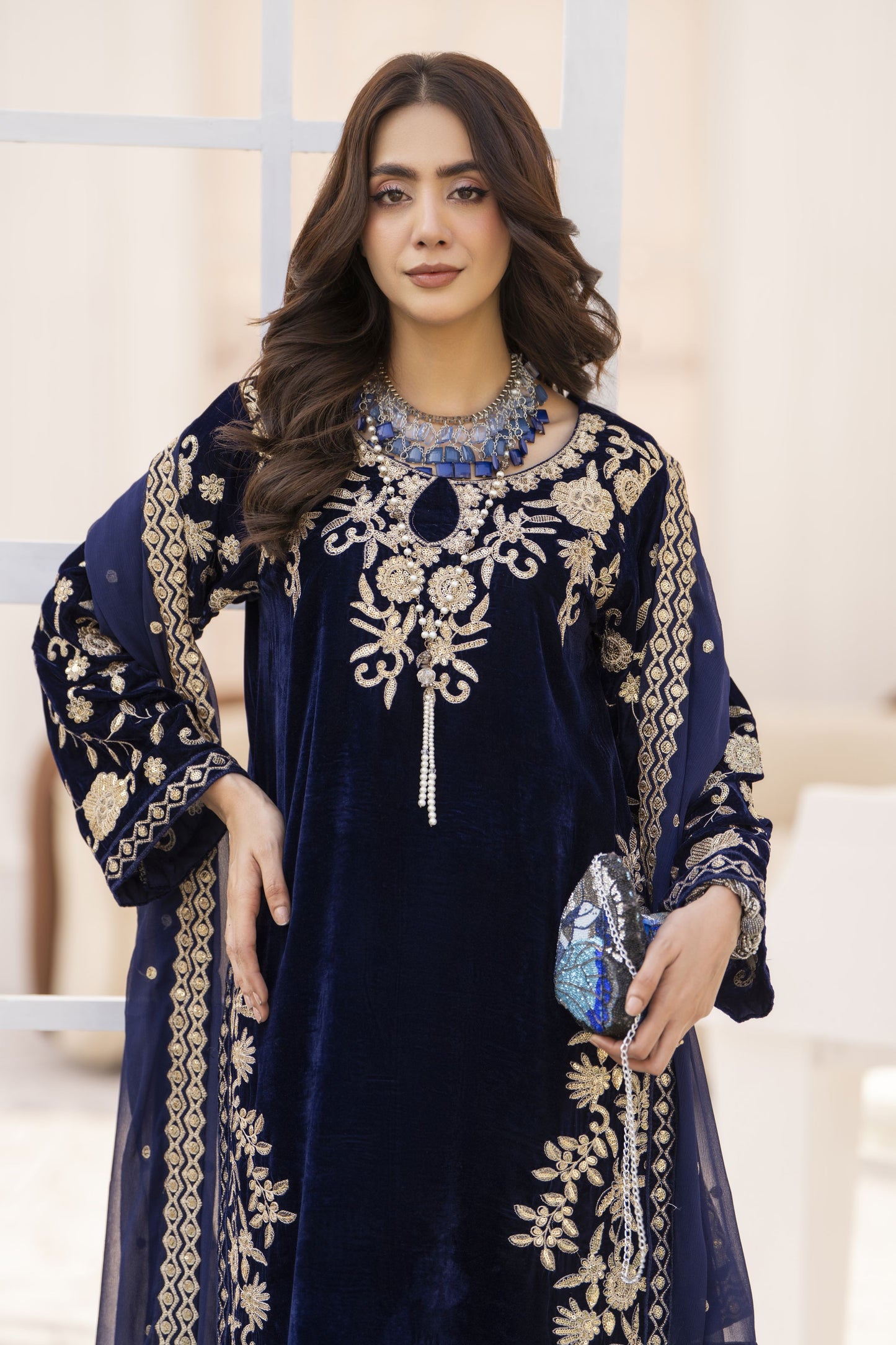 Makhmal by Gul Warun Navy Blue 3pc Velvet Embroidered Suit MBG4