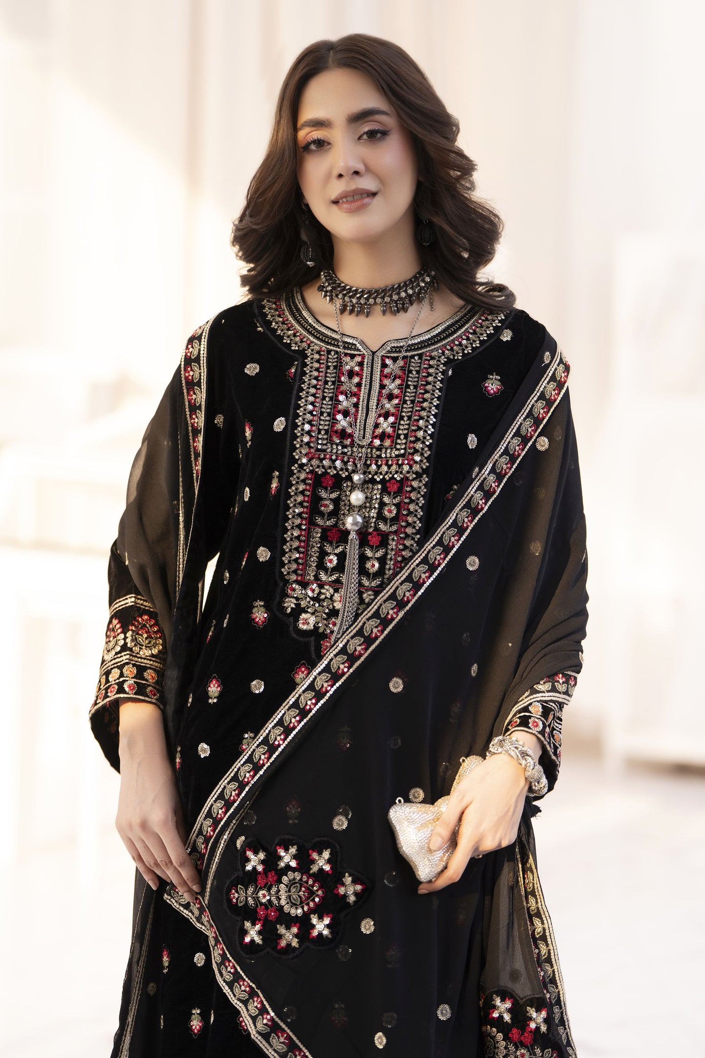 Makhmal by Gul Warun Black 3pc Velvet Embroidered Suit MBG1